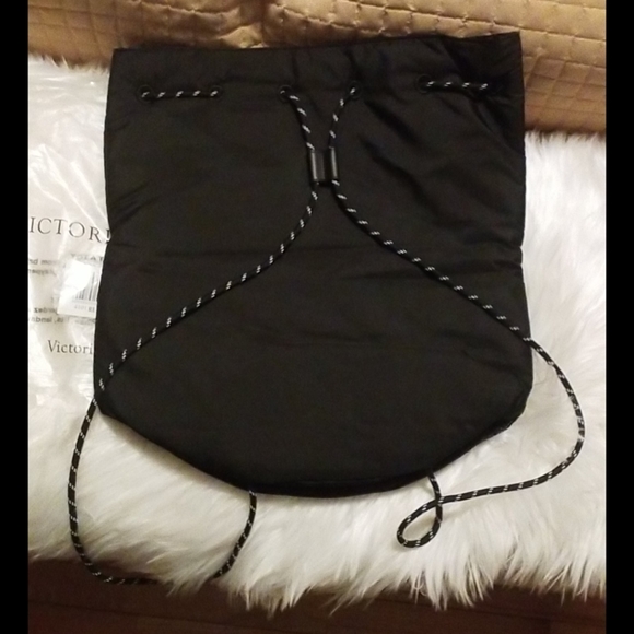 String backpack - Picture 2 of 2